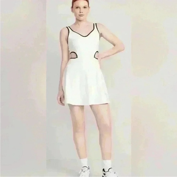 Old Navy Dresses & Skirts - Old Navy Powersoft Cutout Tennis Dress, Medium